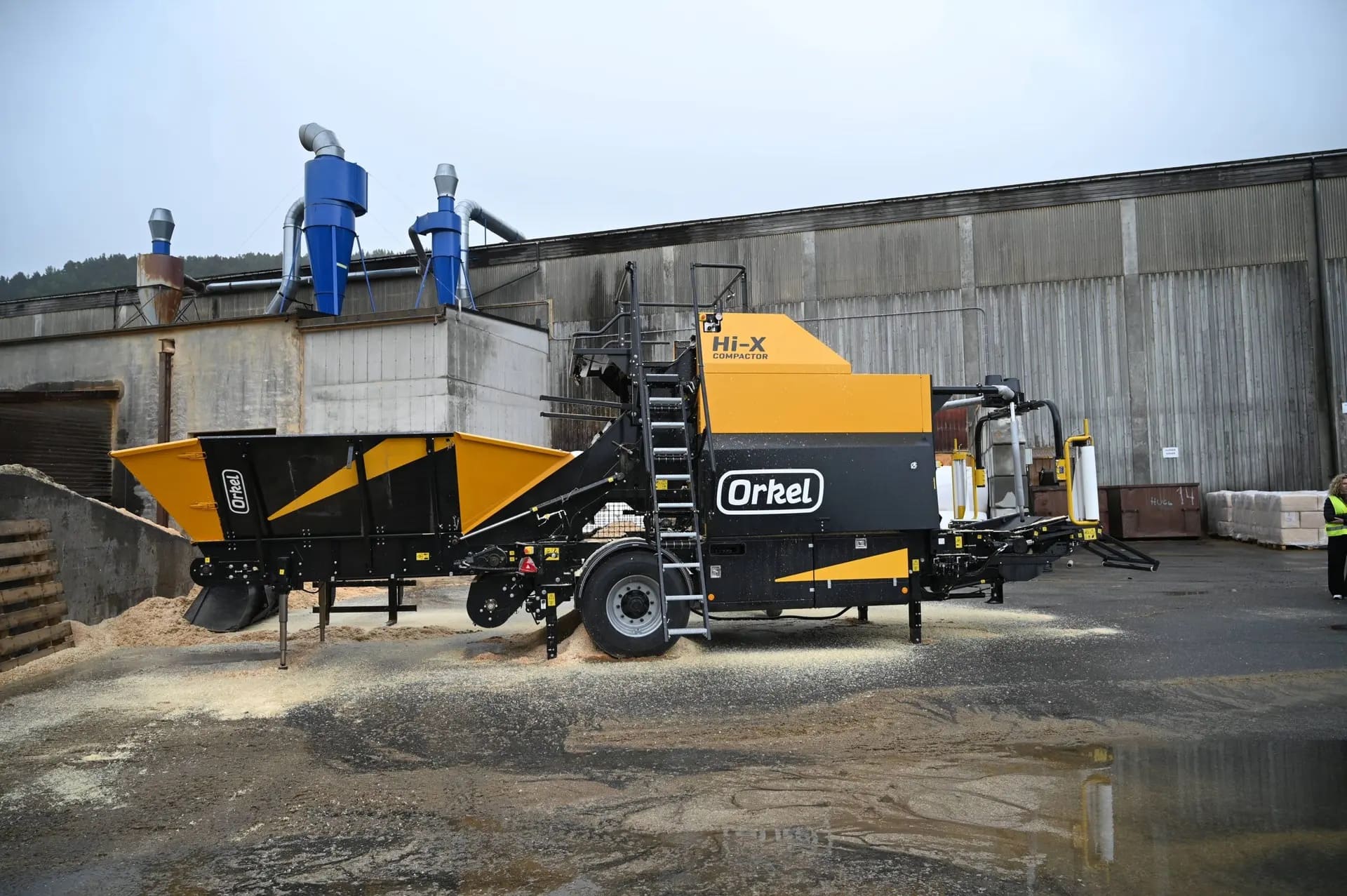 HI-X Compactor